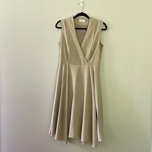 Beautiful summer sleeveless knee length sophisticated Calvin Klein dress size 6